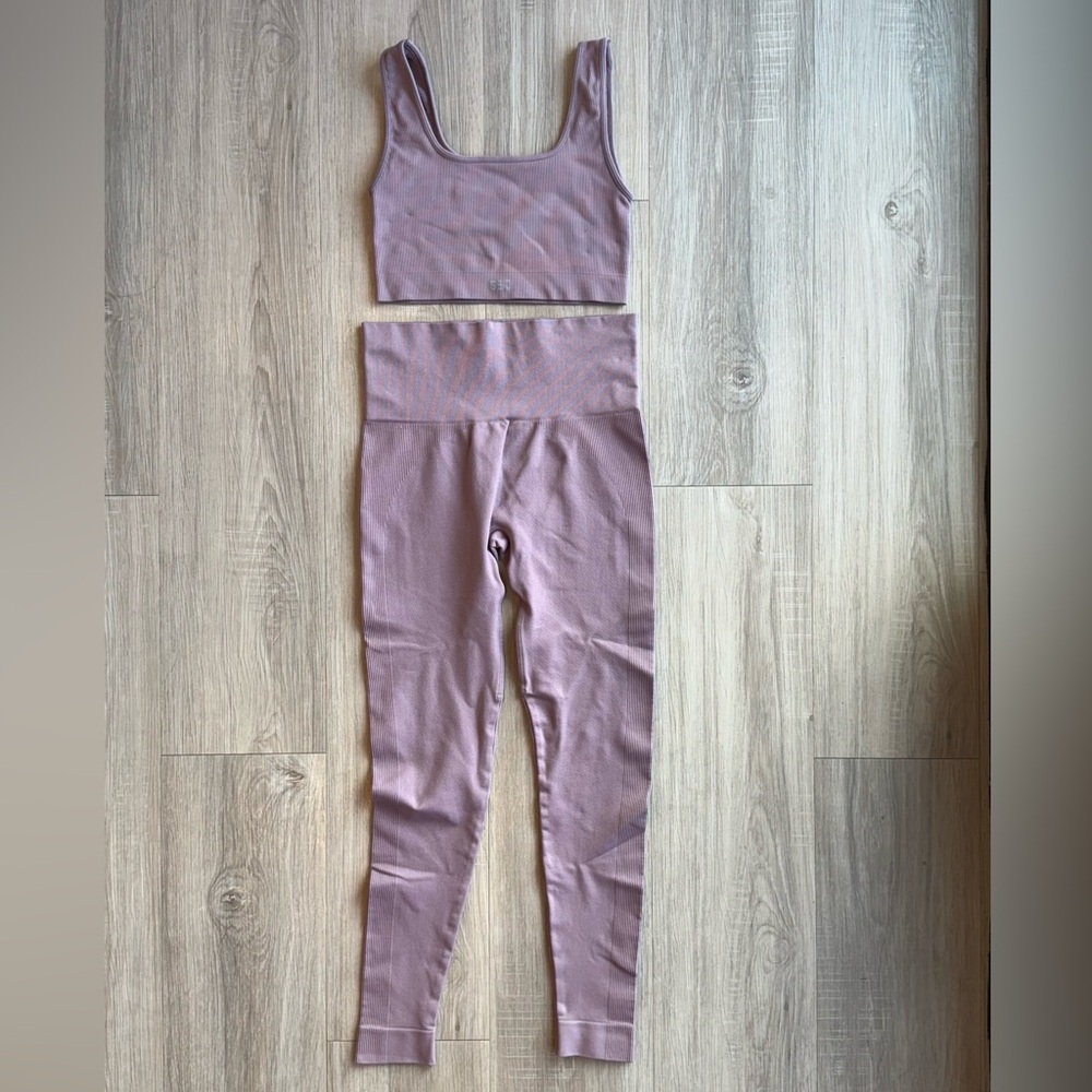 Mauve Set Active Matching Sports Bra & Leggings